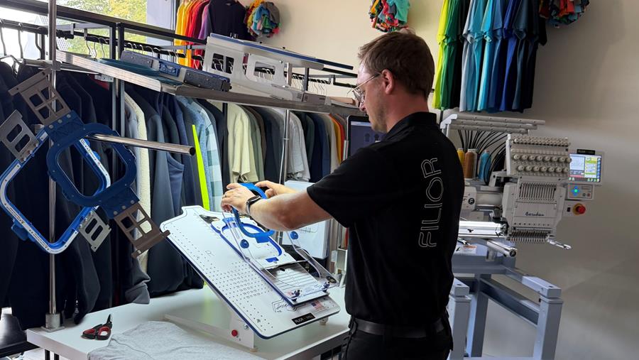 Filior automatise le processus de broderie, de la commande à la production