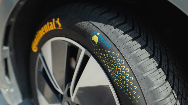 Continental développe un prototype de pneu ZEvRA composé à 43 % de matériaux recyclés