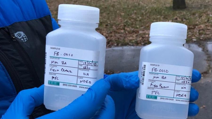 Nieuwe methode om PFAS af te breken