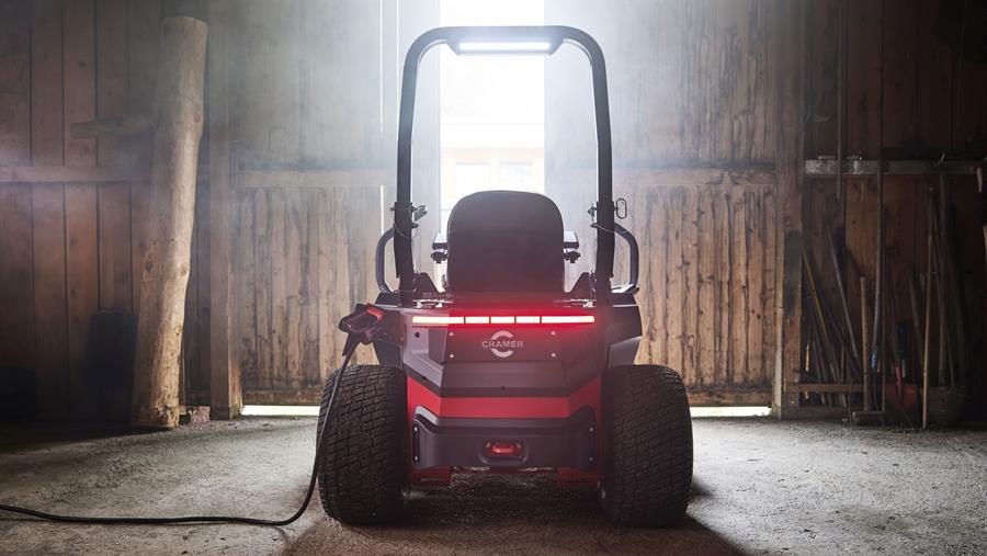 Tendances et innovations dans le segment des tondeuses à gazon