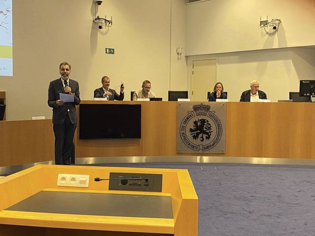 Maladies rares: dix ans de retard, pourquoi? 