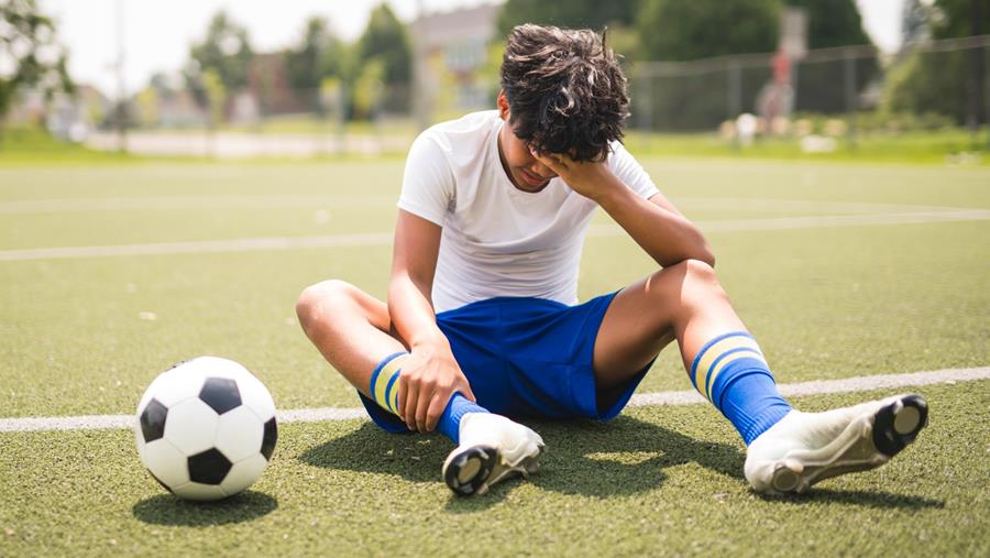 Nieuw protocol moet hersenschudding bij voetbal sneller herkennen
