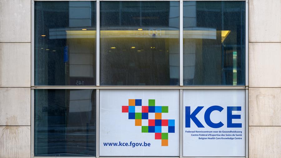 Le Conseil des ministres approuve le financement du KCE pour 2026