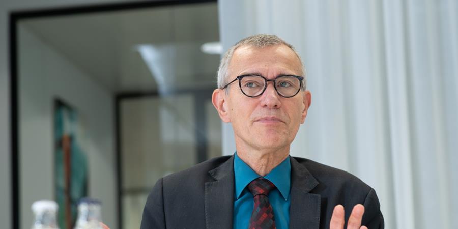 Werkgever betaalt langer voor langdurig zieke werknemer